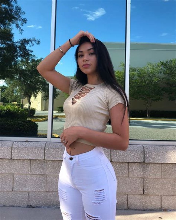 Aishah Sofey Leaks: What's the Real Story Behind the Buzz?
